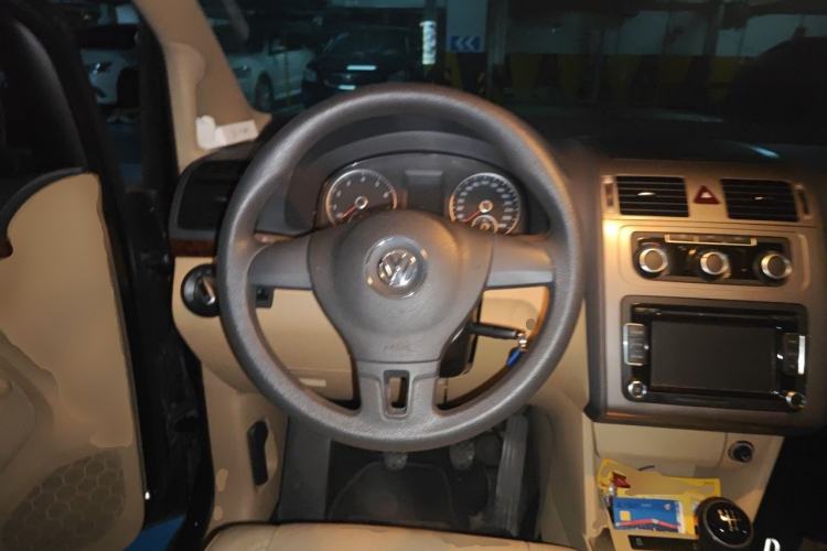 Used Volkswagen Touran 2013 1.4T Manual Comfort Edition 5-Seater Steering Wheel