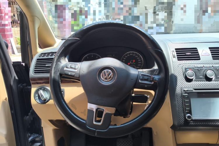 Used Volkswagen Touran 2013 1.4T DSG Smart Edition 5-seater Steering Wheel