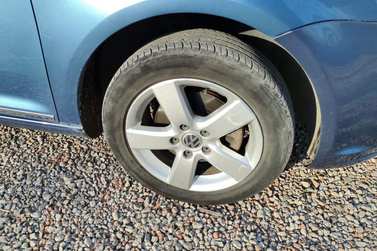Used Volkswagen Touran 2013 1.4T DSG Comfort Edition 5-Seater Exterior 2