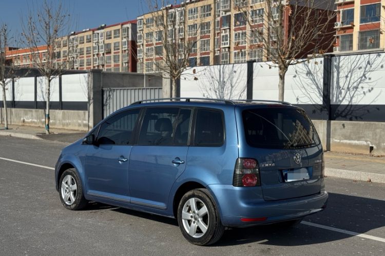 Used Volkswagen Touran 2013 1.4T DSG Comfort Edition 5-Seater Exterior 3