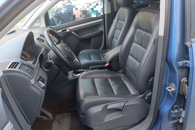 Used Volkswagen Touran 2013 1.4T DSG Crystal Edition 5-Seater Left Front Seat