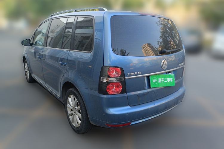 Used Volkswagen Touran 2013 1.4T DSG Crystal Edition 5-Seater Rear Left 45 Deg