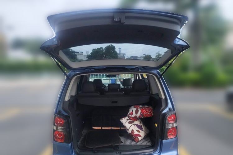 Used Volkswagen Touran 2013 1.4T DSG Comfort Edition 5-Seater Trunk