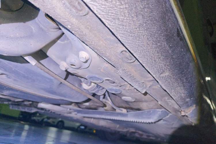 Used Volkswagen Touran 2013 1.4T DSG Comfort Edition 5-Seater Chassis Rear Right