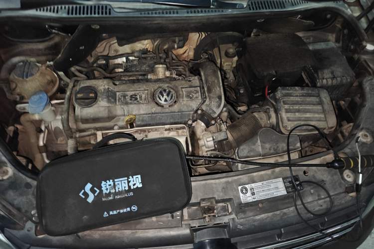 Used Volkswagen Touran 2013 1.4T Manual Fashion Edition 5 Seats Engine Bay