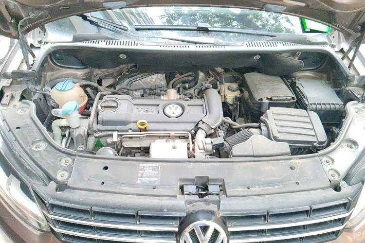 Used Volkswagen Touran 2013 1.4T DSG Comfort Edition 5-Seater Engine Bay