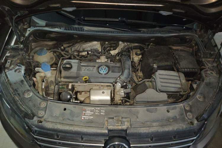 Used Volkswagen Touran 2013 1.4T DSG Comfort Edition 5-Seater Engine Bay