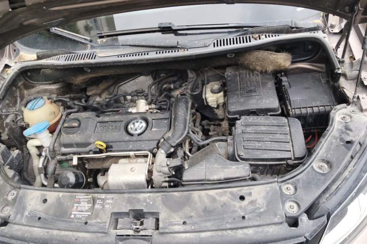 Used Volkswagen Touran 2013 1.4T DSG Smart Edition 7-Seater Engine Bay
