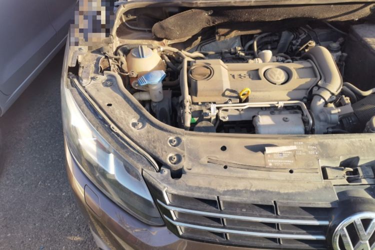 Used Volkswagen Touran 2013 1.4T DSG Crystal Edition 5-Seater Engine Bay Right