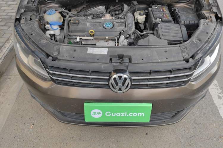 Used Volkswagen Touran 2013 1.4T Manual Fashion Edition 5 Seats Engine Bay