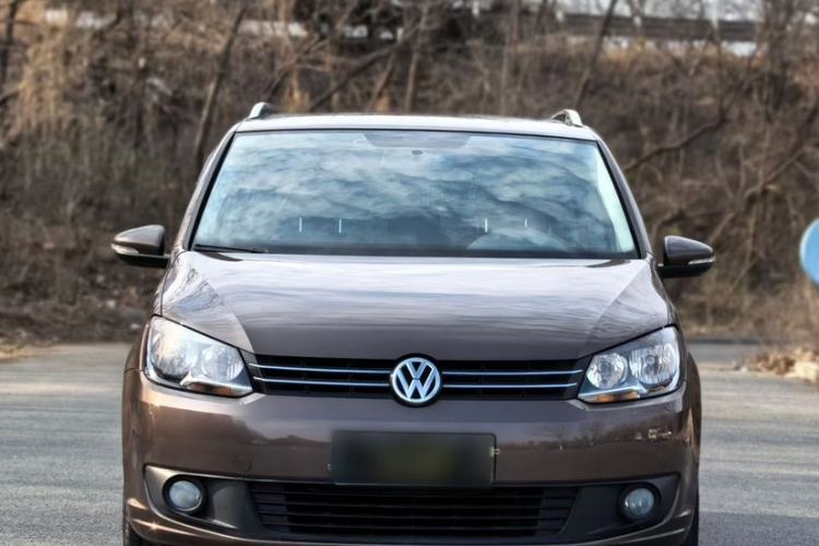 Used Volkswagen Touran 2013 1.4T Manual Fashion Edition 5 Seats Exterior 2