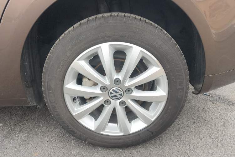 Used Volkswagen Touran 2013 1.4T DSG Brilliant Edition 7-Seater Exterior 4