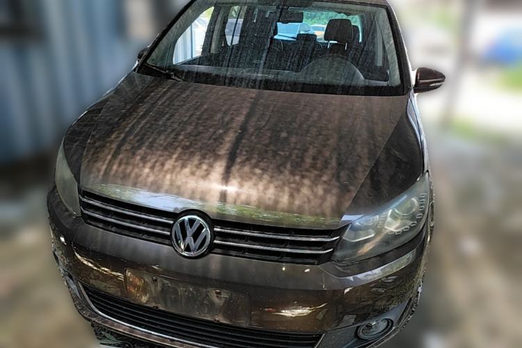 Used Volkswagen Touran 2013 1.4T DSG Comfort Edition 5-Seater Front
