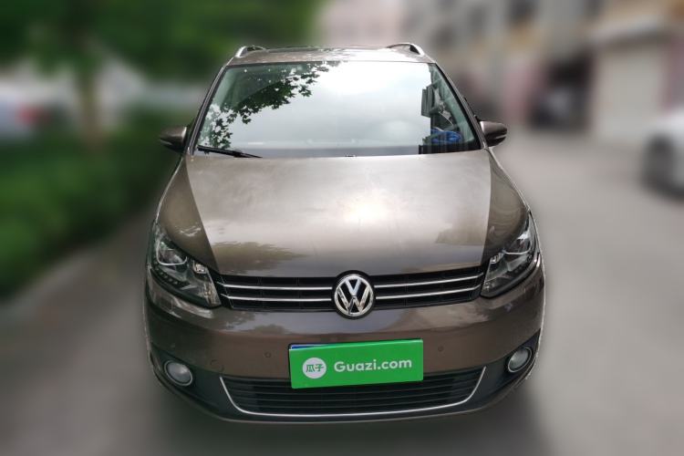 Used Volkswagen Touran 2013 1.4T DSG Crystal Edition 5-Seater Front