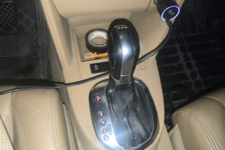 Used Volkswagen Touran 2013 1.4T DSG Comfort Edition 5-Seater Gear Lever