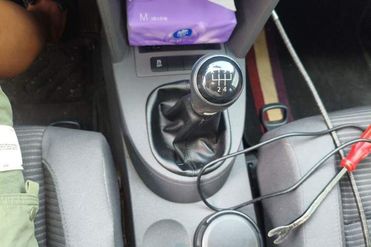 Used Volkswagen Touran 2013 1.4T Manual Fashion Edition 5 Seats Gear Lever
