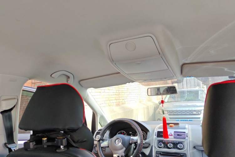 Used Volkswagen Touran 2013 1.4T Manual Fashion Edition 5 Seats Headliner