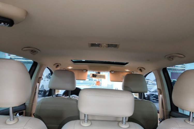 Used Volkswagen Touran 2013 1.4T DSG Brilliant Edition 7-Seater Headliner