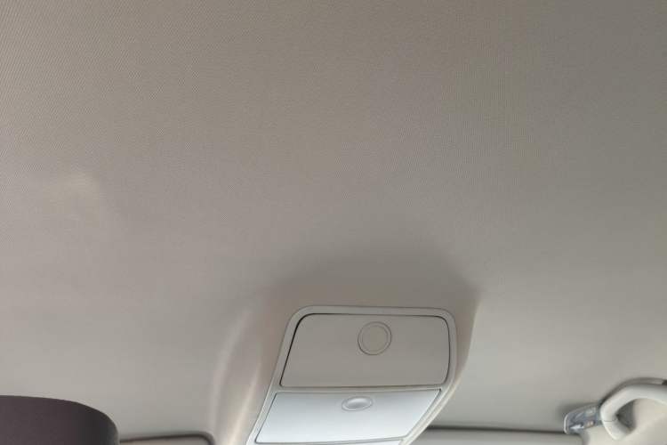 Used Volkswagen Touran 2013 1.4T Manual Fashion Edition 5 Seats Headliner
