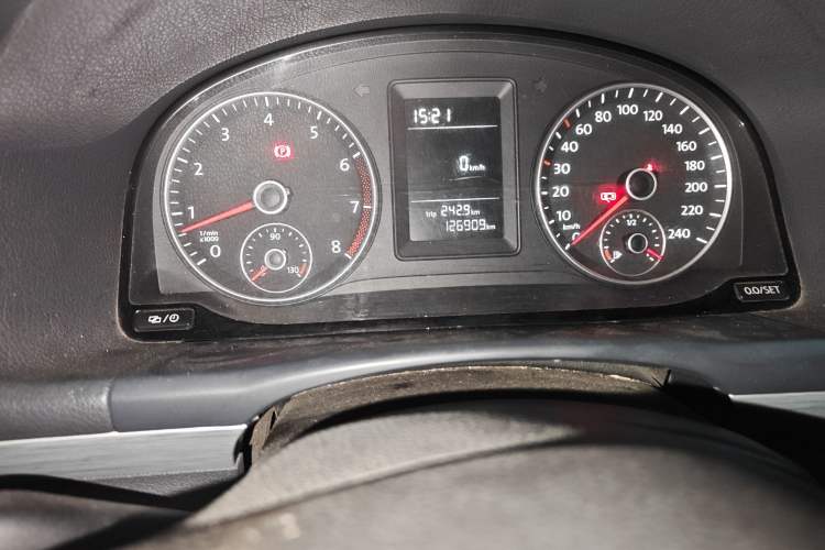 Used Volkswagen Touran 2013 1.4T Manual Fashion Edition 5 Seats Instrument Cluster