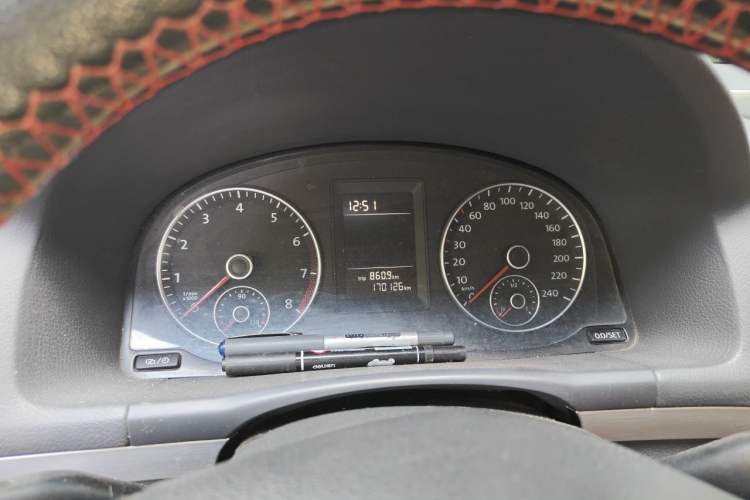 Used Volkswagen Touran 2013 1.4T Manual Fashion Edition 5 Seats Instrument Cluster