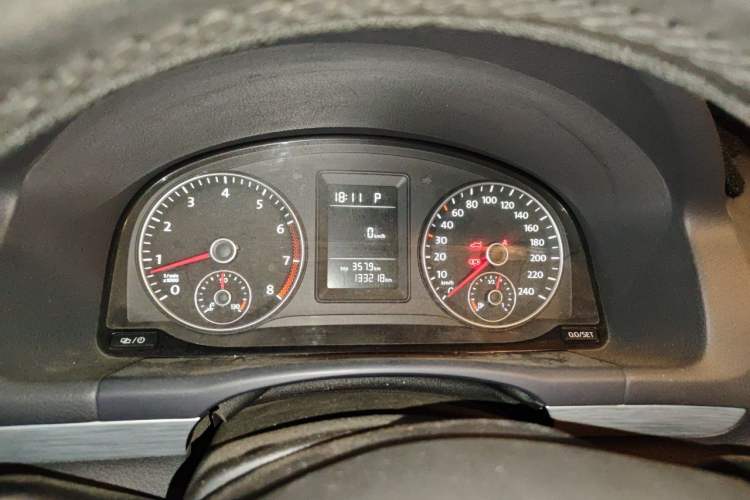 Used Volkswagen Touran 2013 1.4T DSG Comfort Edition 5-Seater Instrument Cluster