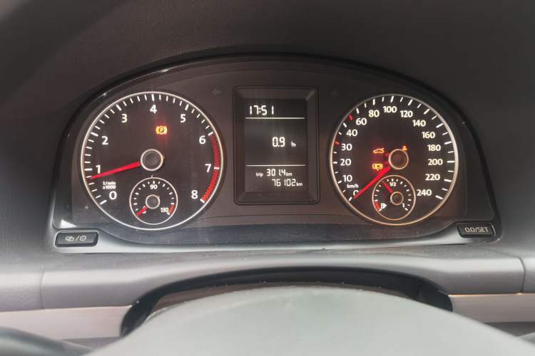 Used Volkswagen Touran 2013 1.4T Manual Fashion Edition 5 Seats Instrument Cluster