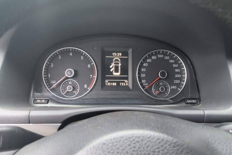 Used Volkswagen Touran 2013 1.4T DSG Smart Edition 7-Seater Instrument Cluster