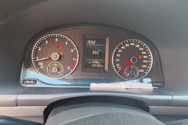 Used Volkswagen Touran 2013 1.4T Manual Fashion Edition 5 Seats Instrument Cluster