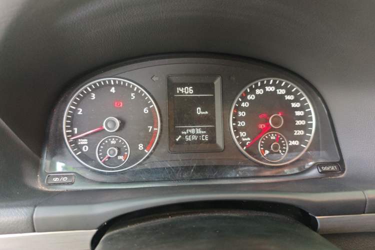 Used Volkswagen Touran 2013 1.4T Manual Fashion Edition 5 Seats Instrument Cluster