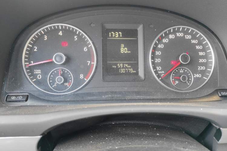 Used Volkswagen Touran 2013 1.4T Manual Fashion Edition 5 Seats Instrument Cluster