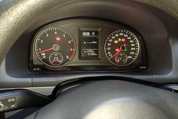 Used Volkswagen Touran 2013 1.4T DSG Comfort Edition 5-Seater Instrument Cluster
