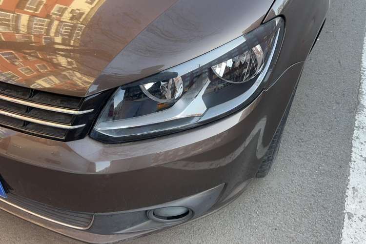 Used Volkswagen Touran 2013 1.4T DSG Comfort Edition 5-Seater Left Front Headlight