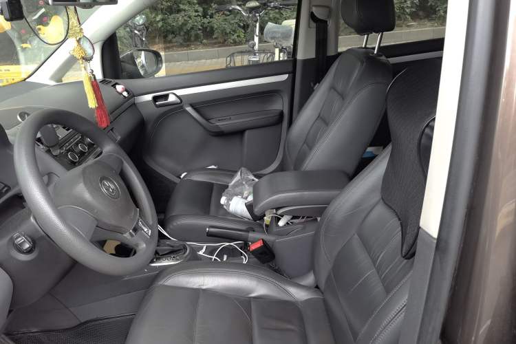 Used Volkswagen Touran 2013 1.4T DSG Comfort Edition 5-Seater Left Front Seat