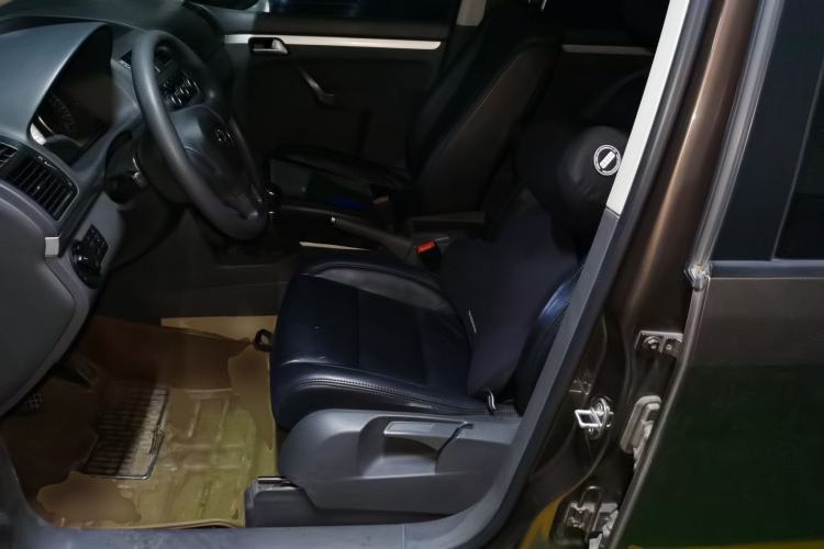 Used Volkswagen Touran 2013 1.4T Manual Fashion Edition 5 Seats Left Front Seat