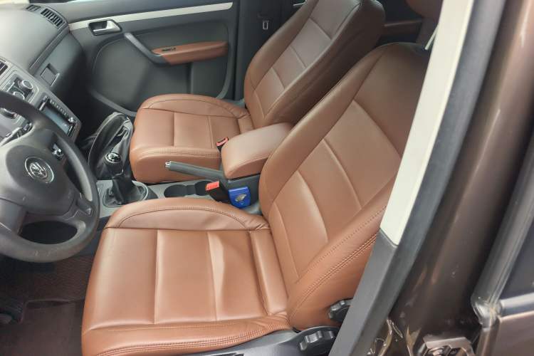Used Volkswagen Touran 2013 1.4T Manual Fashion Edition 5 Seats Left Front Seat