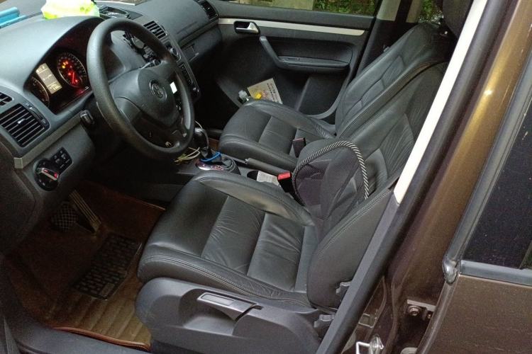 Used Volkswagen Touran 2013 1.4T DSG Comfort Edition 5-Seater Left Front Seat