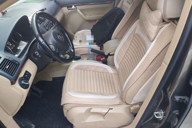 Used Volkswagen Touran 2013 1.4T DSG Crystal Edition 5-Seater Left Front Seat