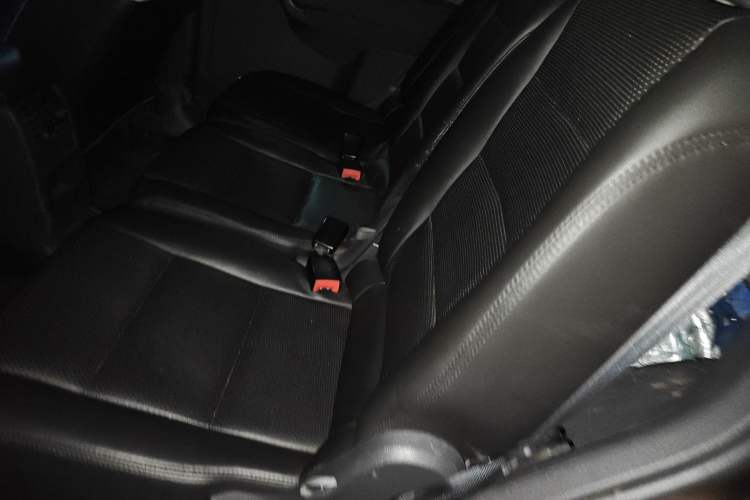 Used Volkswagen Touran 2013 1.4T Manual Fashion Edition 5 Seats Left Rear Seat