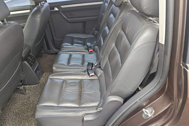 Used Volkswagen Touran 2013 1.4T DSG Comfort Edition 5-Seater Left Rear Seat