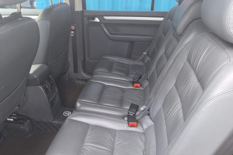 Used Volkswagen Touran 2013 1.4T DSG Comfort Edition 5-Seater Left Rear Seat