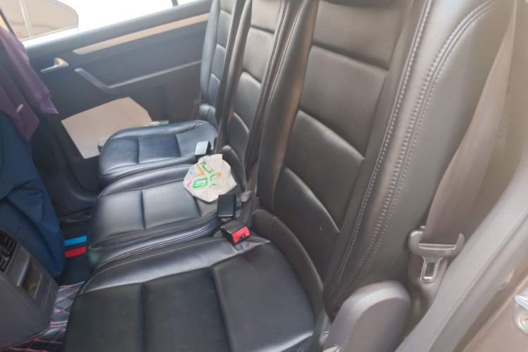 Used Volkswagen Touran 2013 1.4T Manual Fashion Edition 5 Seats Left Rear Seat