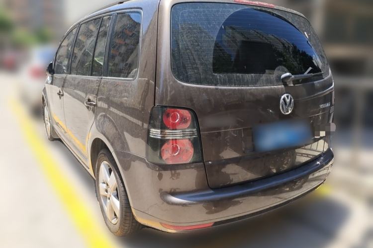 Used Volkswagen Touran 2013 1.4T Manual Fashion Edition 5 Seats Rear Left 45 Deg