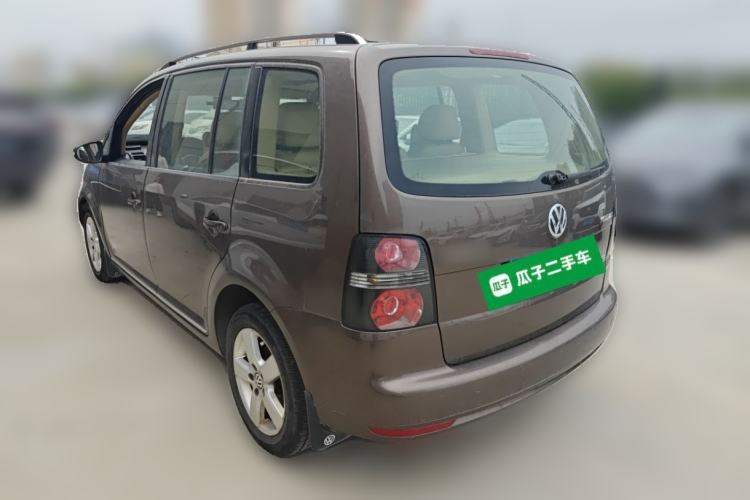 Used Volkswagen Touran 2013 1.4T DSG Comfort Edition 5-Seater Rear Left 45 Deg