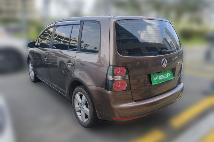 Used Volkswagen Touran 2013 1.4T Manual Fashion Edition 5 Seats Rear Left 45 Deg