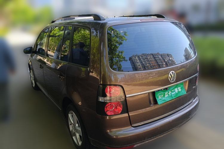Used Volkswagen Touran 2013 1.4T Manual Fashion Edition 5 Seats Rear Left 45 Deg