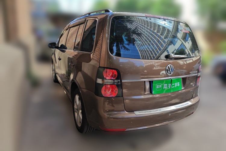 Used Volkswagen Touran 2013 1.4T Manual Fashion Edition 5 Seats Rear Left 45 Deg