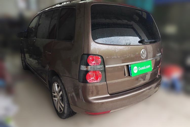 Used Volkswagen Touran 2013 1.4T DSG Smart Edition 5-seater Rear Left 45 Deg