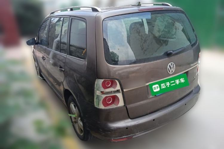Used Volkswagen Touran 2013 1.4T Manual Fashion Edition 5 Seats Rear Left 45 Deg