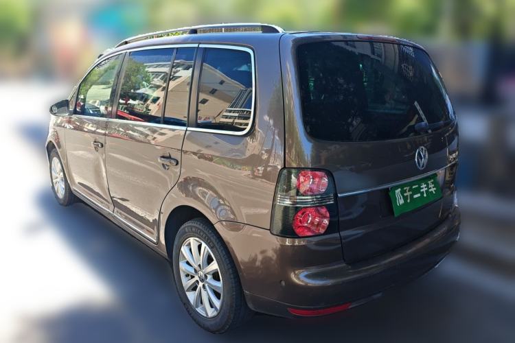 Used Volkswagen Touran 2013 1.4T DSG Crystal Edition 5-Seater Rear Left 45 Deg